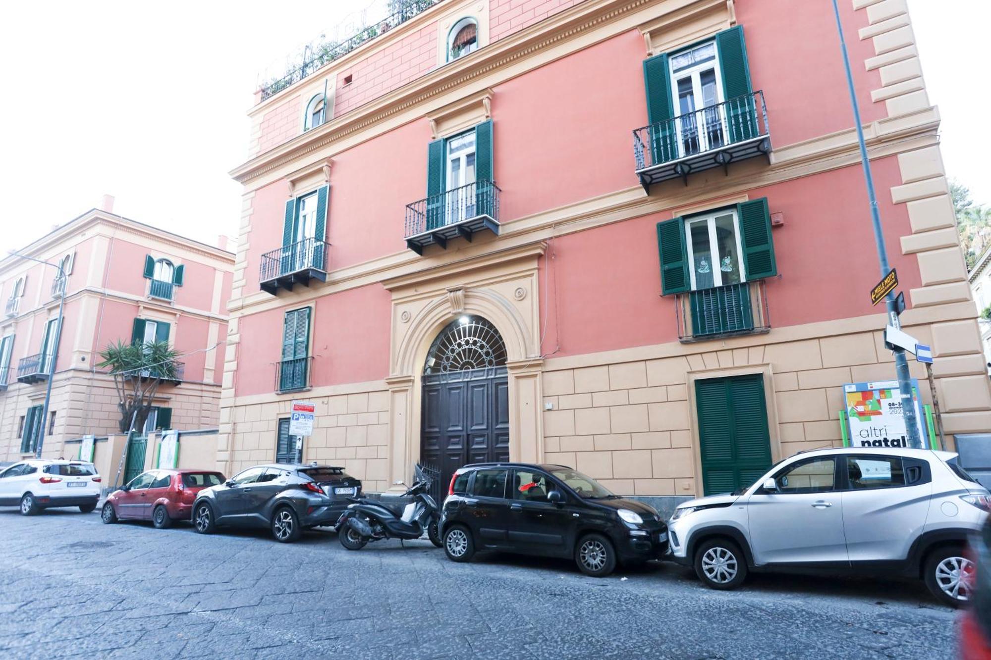 Urban Living In Chiaia - Close To Grenoble * Naples